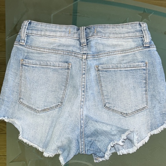 Jean short - Picture 2 of 3